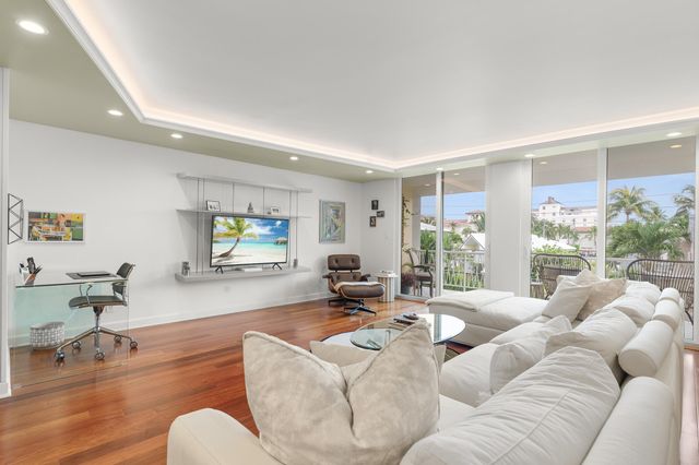 170 Chilean Avenue 3c, Palm Beach, FL 33480