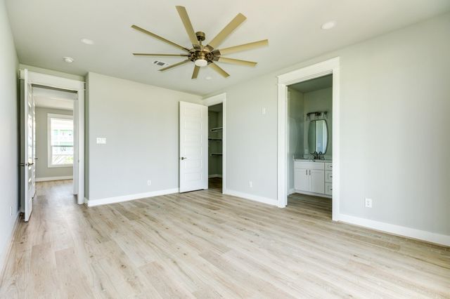 18821 Warrior Road, Galveston, TX 77554