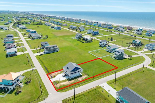 18821 Warrior Road, Galveston, TX 77554