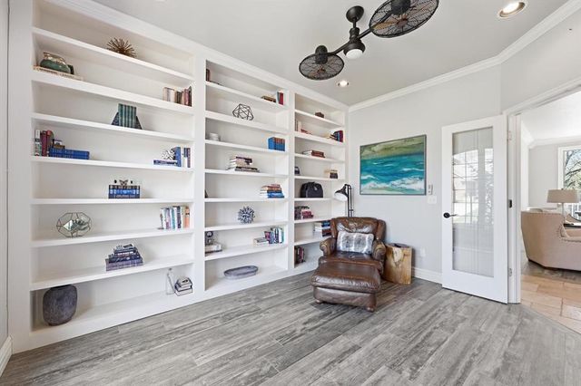 1812 Oaks Way, Oklahoma City, OK 73131