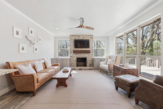 1812 Oaks Way, Oklahoma City, OK 73131