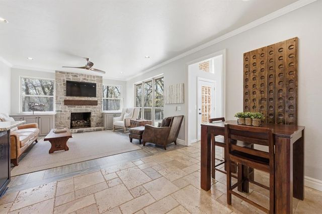 1812 Oaks Way, Oklahoma City, OK 73131