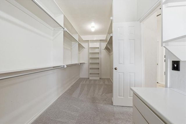 1812 Oaks Way, Oklahoma City, OK 73131