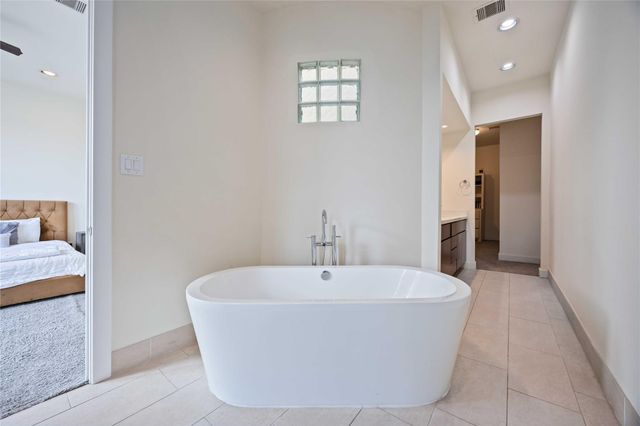 1730 Wentworth Street, Houston, TX 77004