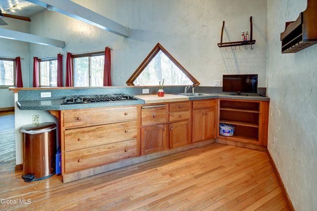 331 13th Street, Schenectady, NY 12306