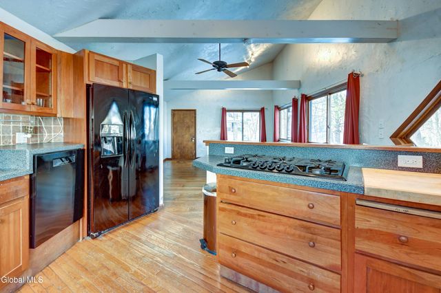 331 13th Street, Schenectady, NY 12306