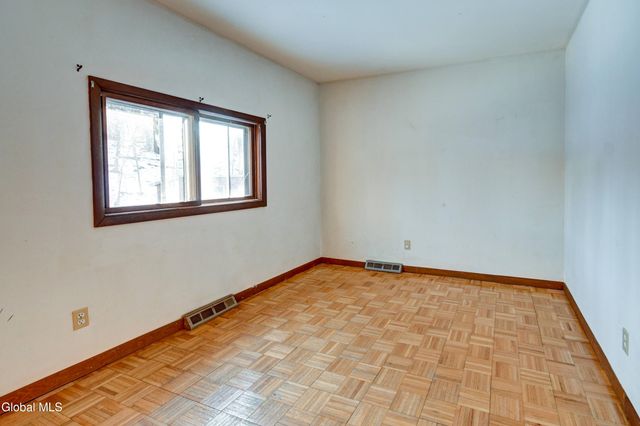 331 13th Street, Schenectady, NY 12306