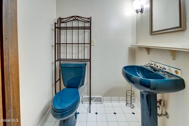 331 13th Street, Schenectady, NY 12306