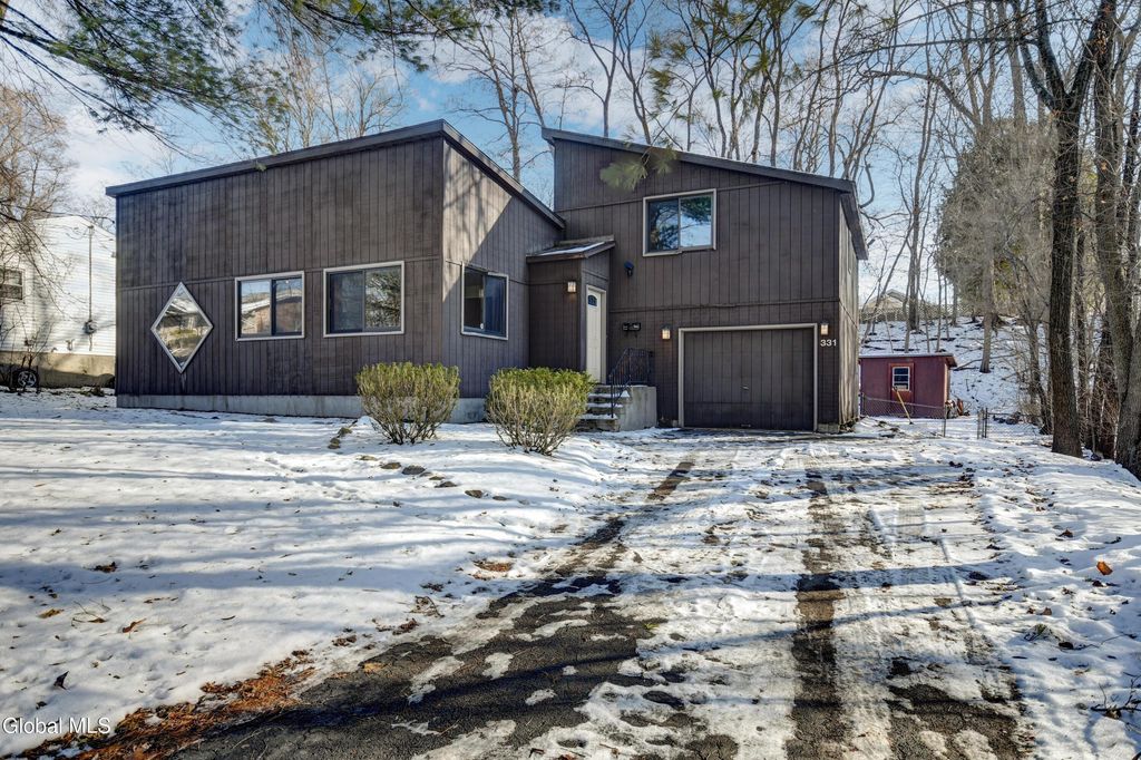 331 13th Street, Schenectady, NY 12306