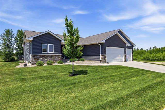 2894 50th Street, Marion, IA 52302