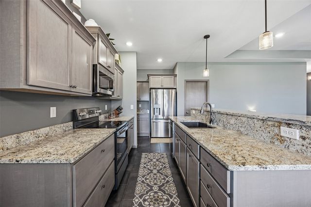 2894 50th Street, Marion, IA 52302
