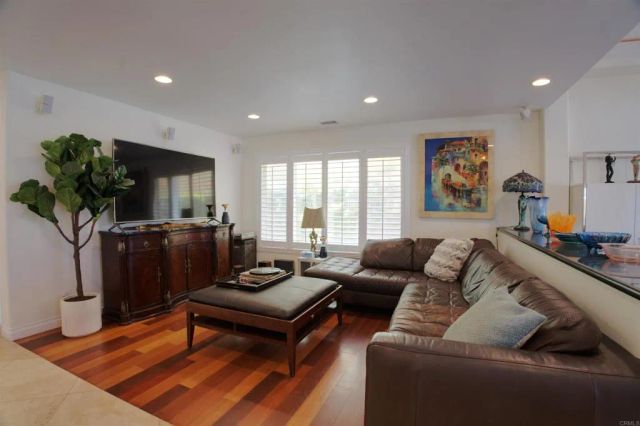 8 Admiralty Cross, Coronado, CA 92118