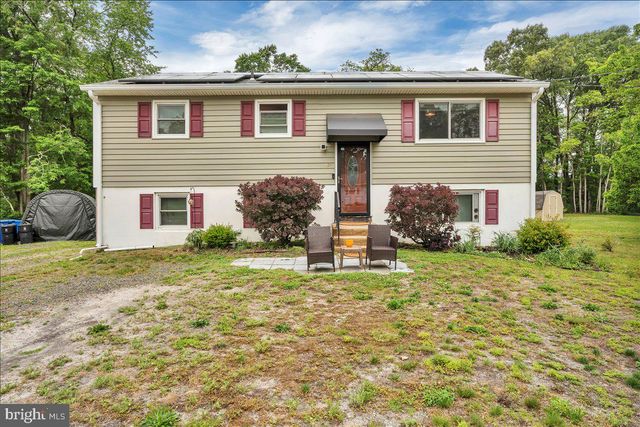 28 SHORE DRIVE, Southampton, NJ 08088