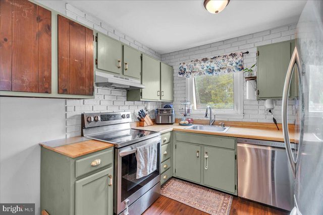 28 SHORE DRIVE, Southampton, NJ 08088