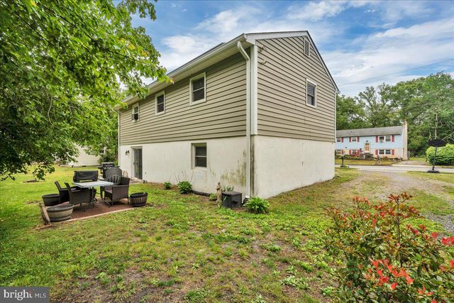 28 SHORE DRIVE, Southampton, NJ 08088