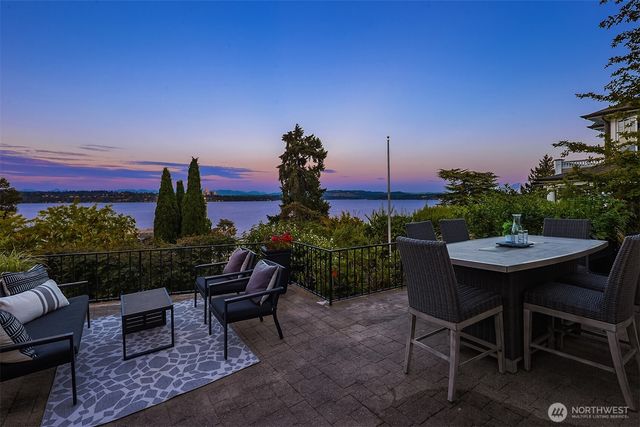 1021 McGilvra Boulevard E, Seattle, WA 98112