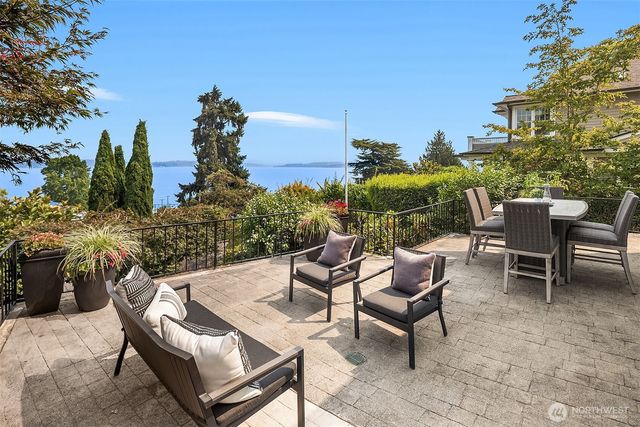 1021 McGilvra Boulevard E, Seattle, WA 98112