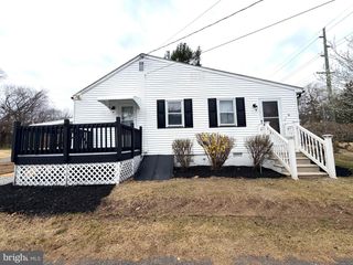 31 MANTUA RD, Mount Royal, NJ 08061