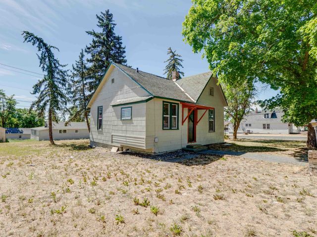 219 A St, Cheney, WA 99004
