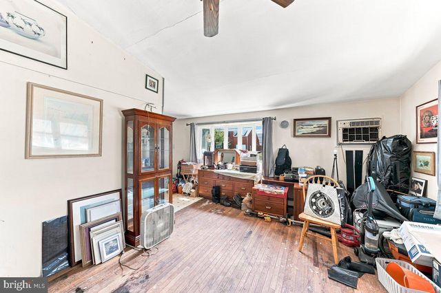 426 FOLSOM AVE, Folsom, PA 19033