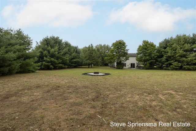 12770 Macclain Court, Cedar Springs, MI 49319