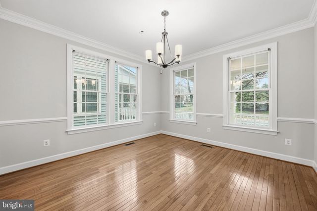 1004 GAITHER RD, Rockville, MD 20850