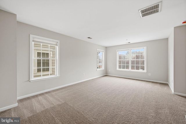 1004 GAITHER RD, Rockville, MD 20850