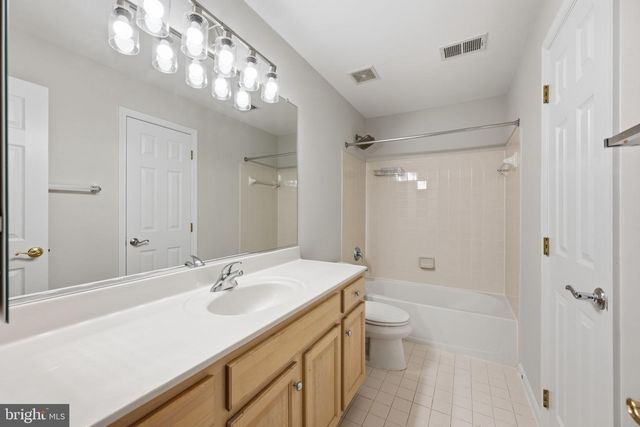 1004 GAITHER RD, Rockville, MD 20850