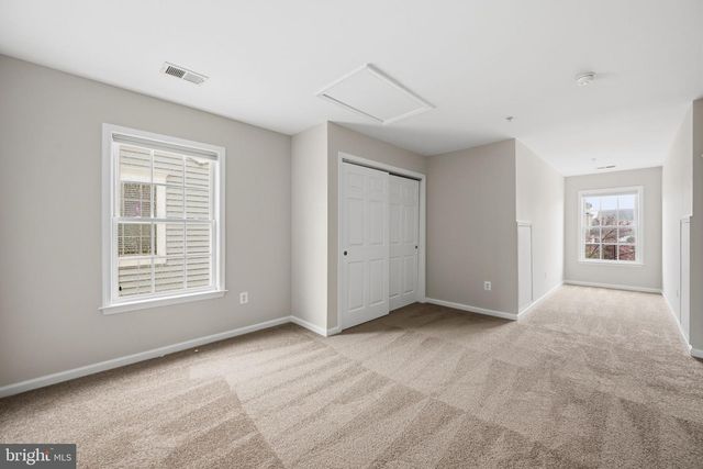 1004 GAITHER RD, Rockville, MD 20850