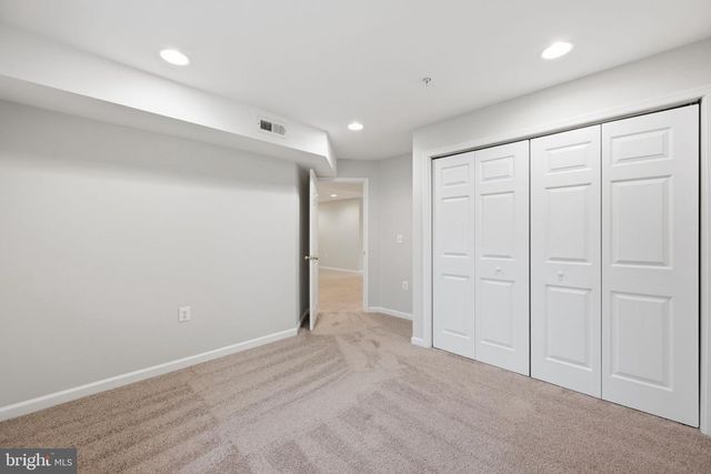 1004 GAITHER RD, Rockville, MD 20850