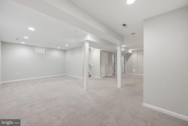 1004 GAITHER RD, Rockville, MD 20850