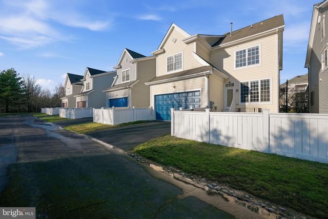 1004 GAITHER RD, Rockville, MD 20850