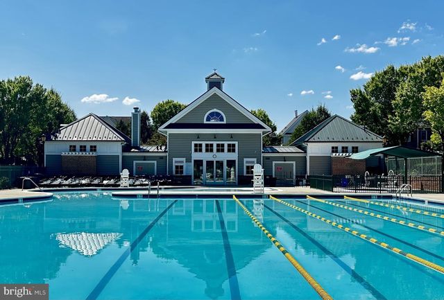 1004 GAITHER RD, Rockville, MD 20850