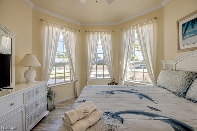 1132 SW 18th AVE, Cape Coral, FL 33991