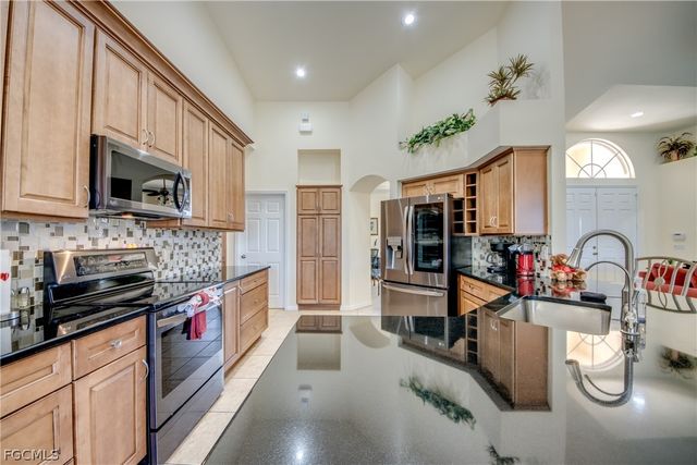 1132 SW 18th AVE, Cape Coral, FL 33991