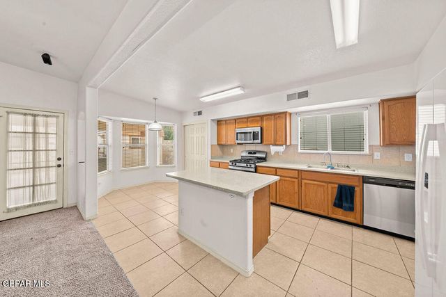 12804 TIERRA KARLA Drive, El Paso, TX 79938
