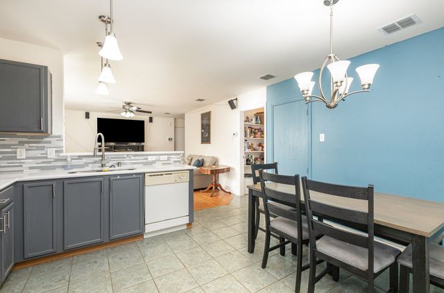 5714 Firethorn Drive, Dallas, TX 75249