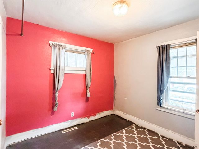3048 AMES CT, Cheyenne, WY 82001