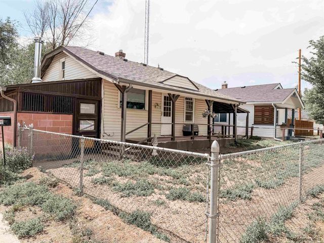 3048 AMES CT, Cheyenne, WY 82001