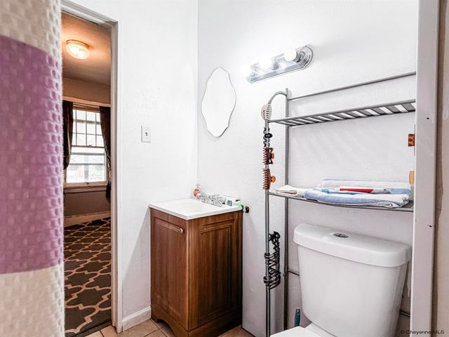 3048 AMES CT, Cheyenne, WY 82001