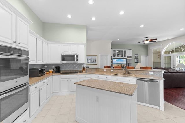 4513 Firethorne Dr., Murrells Inlet, SC 29576