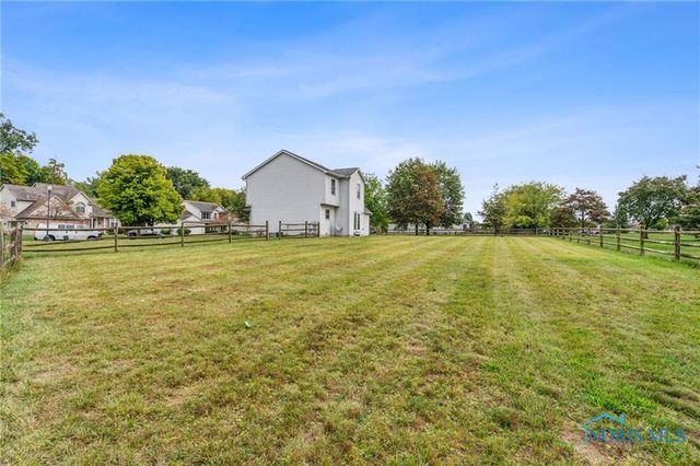 7723 Sylvan Oaks Way, Sylvania, OH 43560