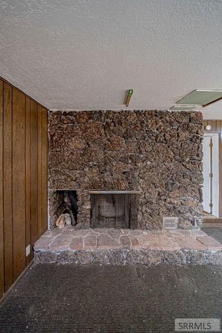 1009 Stokes Avenue, Idaho Falls, ID 83404