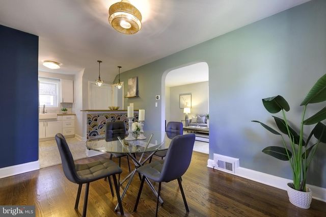 1822 41ST PL SE, Washington, DC 20020