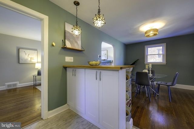 1822 41ST PL SE, Washington, DC 20020