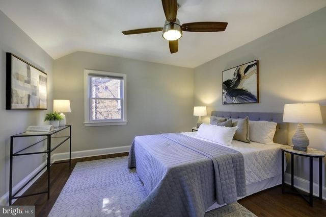 1822 41ST PL SE, Washington, DC 20020