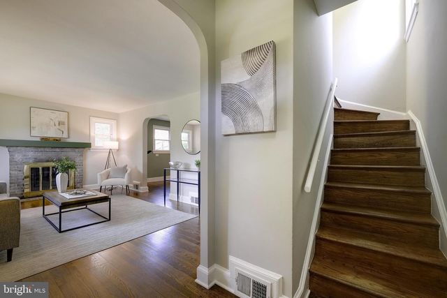 1822 41ST PL SE, Washington, DC 20020