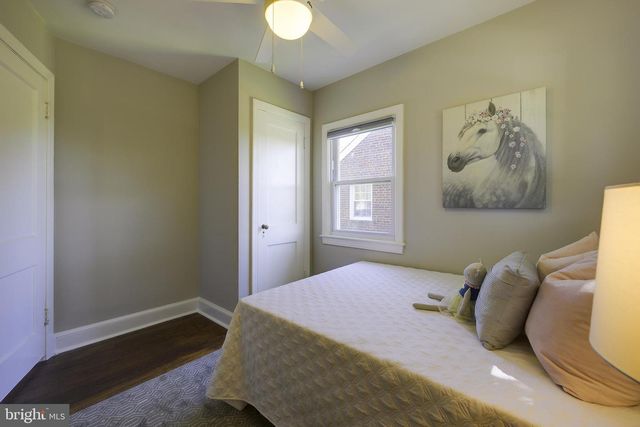 1822 41ST PL SE, Washington, DC 20020