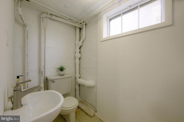 1822 41ST PL SE, Washington, DC 20020