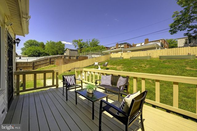 1822 41ST PL SE, Washington, DC 20020